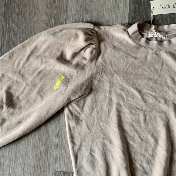 SUZIE KONDI Perissa Puff Shoulder Long Sleeve Velour Pullover NWT Dorset Tan - Picture 5 of 10